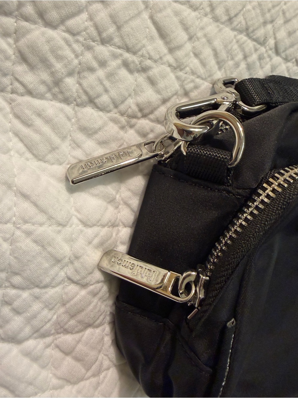 lululemon athletica Black Compact Crossbody Pouch - Picture 5 of 6